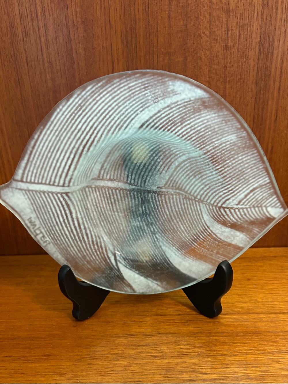 🍀VTG MCM Edwin Walter Fused Art Glass Frosted Green Leaf Bowl